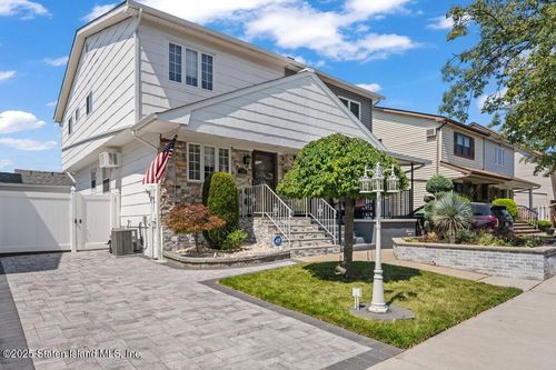 132 Alexander Avenue, Staten Island, NY, 10312 | Card Image