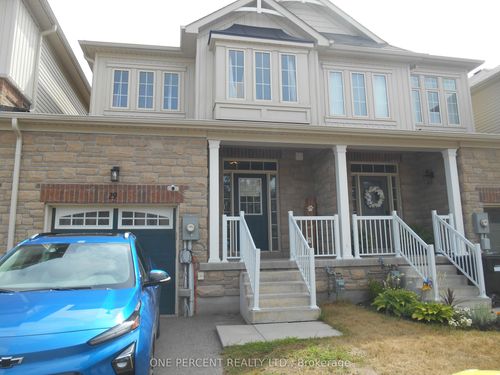 19 Greenwood Dr, Angus, ON, L3W1B5 | Card Image