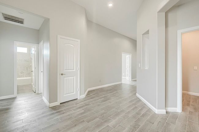 6913 Mcpherson Ln, House other with 4 bedrooms, 3 bathrooms and 2 parking in Midland TX | Image 55