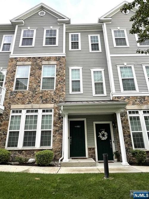 23 Dahlia Ln, Garfield, NJ, 07026-3558 | Card Image