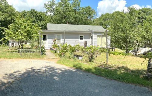339 Anglewood Drive, Johnston, RI, 02919 | Card Image