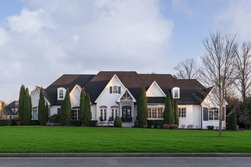 9003 Pointe Cross Ln, Brentwood, TN, 37027-8180 | Card Image
