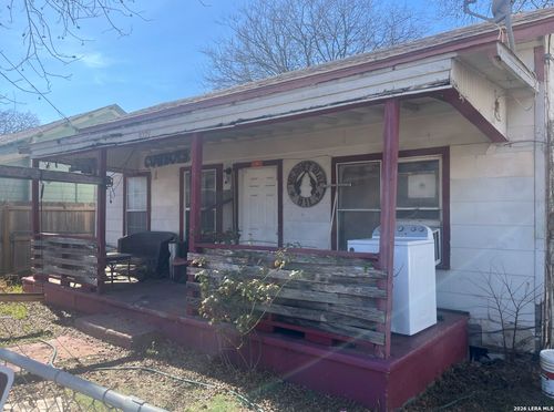 1021 N Cherry St, San Antonio, TX, 78202-1102 | Card Image