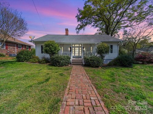 11 Tallassee St, Badin, NC, 28009-0358 | Card Image