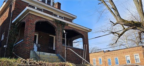 777 Sherwood Ave, Pittsburgh, PA, 15204-1723 | Card Image