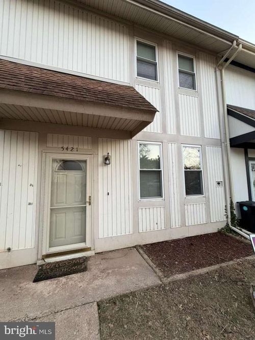 5421 Crossrail Dr, BURKE, VA, 22015-1814 | Card Image