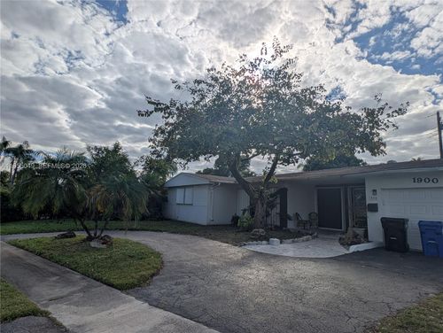 1900 Ne 186th Dr, North Miami Beach, FL, 33179-4344 | Card Image