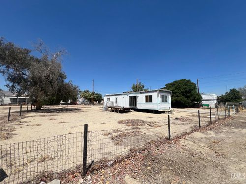 409 Broadway, Maricopa, CA, 93252-8002 | Card Image