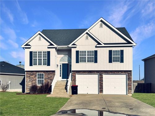 1219 Wildflower Rd, Warrensburg, MO, 64093-9614 | Card Image