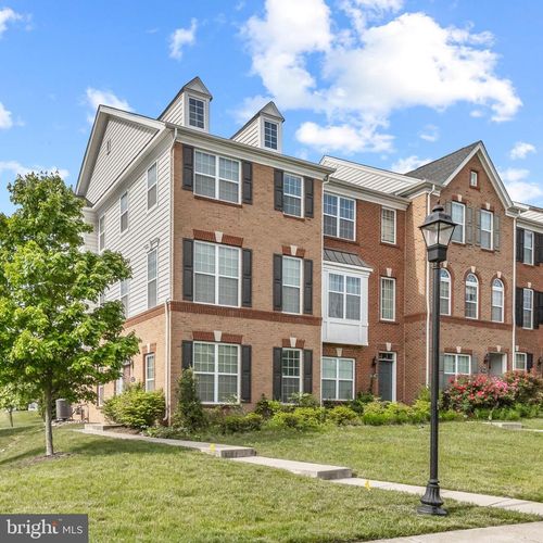 43247 Loudoun Reserve Dr, ASHBURN, VA, 20148-7056 | Card Image