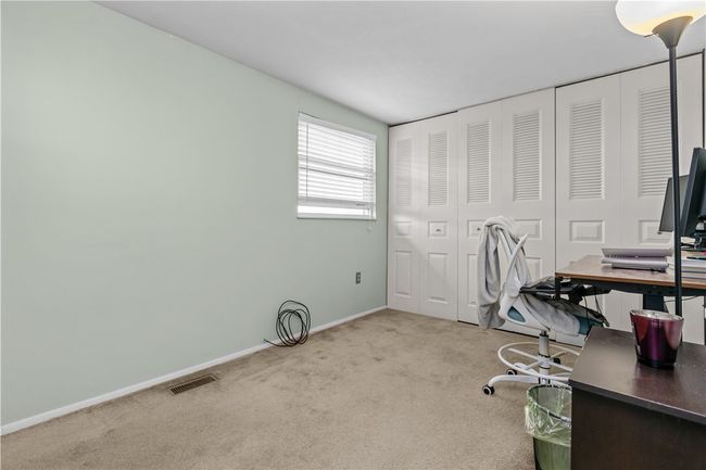 299 Holland Ct, Townhouse with 2 bedrooms, 2 bathrooms and 1 parking in Coraopolis PA | Image 25