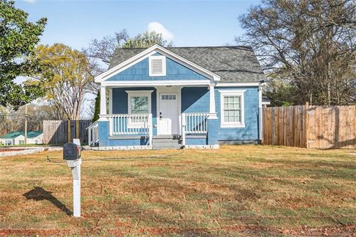 240 E 5th Ave, Winder, GA, 30680 | Card Image