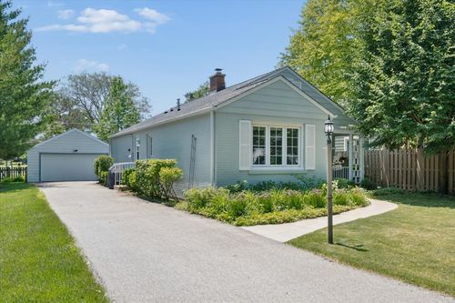 1620 Elder Ln, Northfield, IL, 60093-3406 | Card Image