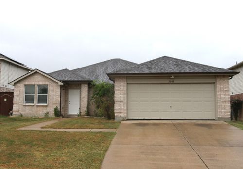 2048 Crosbyton Ln, Grand Prairie, TX, 75052-8867 | Card Image