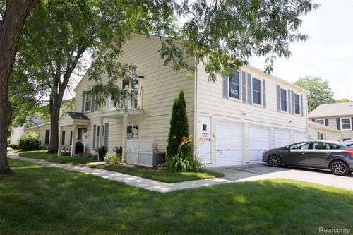 2861 Glenwood Ct, Lake Orion, MI, 48360-1720 | Card Image