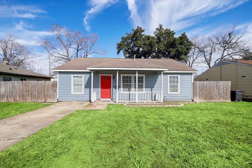 13327 Halifax St, Houston, TX, 77015-2830 | Card Image