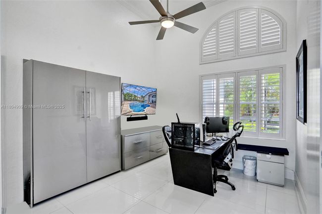 10457 Laurel Rd, House other with 6 bedrooms, 6 bathrooms and null parking in Davie FL | Image 32