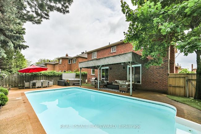 1221 Grandview Dr, House other with 5 bedrooms, 4 bathrooms and 4 parking in Oakville ON | Image 47