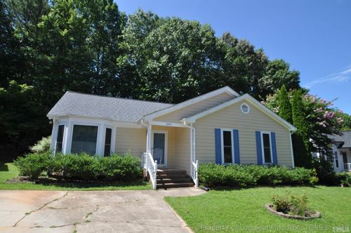 205 W Wyatts Pond Lane, Cary, NC, 27513 | Card Image
