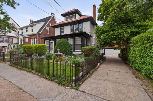 20 75th St, North Bergen, NJ, 07047-5908 | Card Image