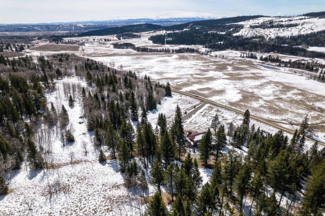 270240 Range Road 54, Home with 6 bedrooms, 2 bathrooms and 4 parking in Rural Rocky View County AB | Image 49