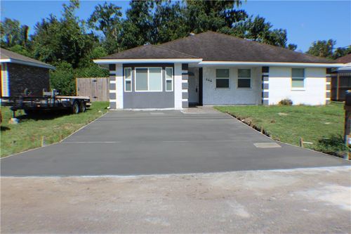 644 Camelia Ave, La Place, LA, 70068-3012 | Card Image
