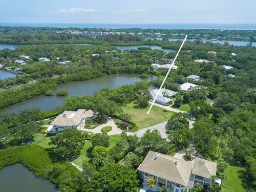 2660 Riverview Ct, Vero Beach, FL, 32963-9615 | Card Image