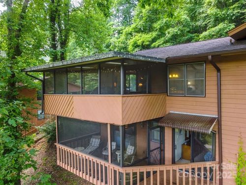 91 Golf Vista Dr, Franklin, NC, 28734-7762 | Card Image