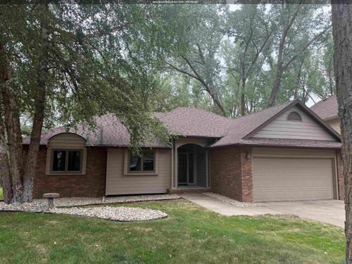 373 Muirfield Ct, Dakota Dunes, SD, 57049-5117 | Card Image