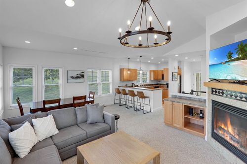 9-13 Greenscapes Ln, Thornton, NH, 03223 | Card Image