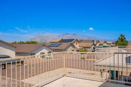 2488 W Chris Oliver Way, Tucson, AZ, 85705-4948 | Card Image