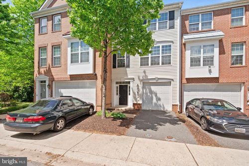 8377 Broderick Cir, Gaithersburg, MD, 20877-3709 | Card Image