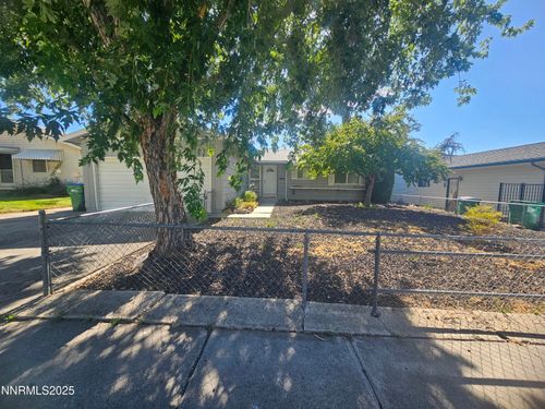 3430 Nowlin Ln, Sparks, NV, 89431-1370 | Card Image