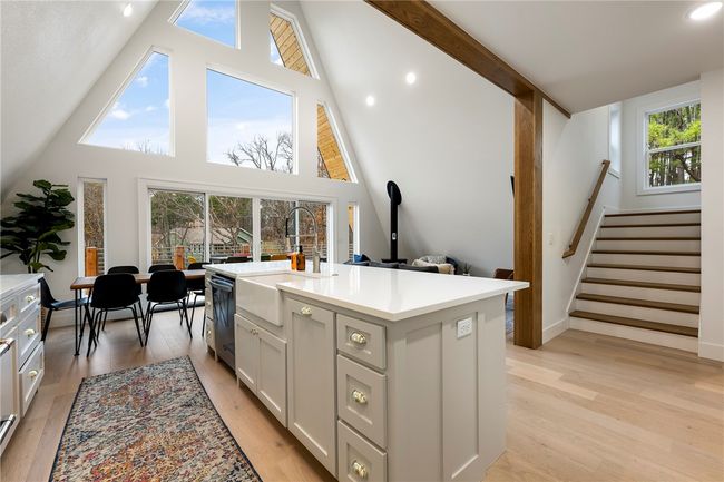 Great view on the main level | Image 19