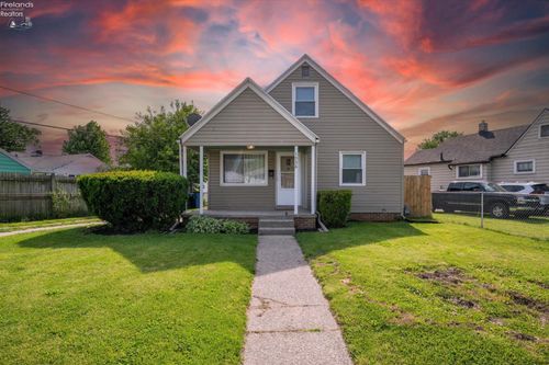 1536 Reswick Dr, Oregon, OH, 43616-3622 | Card Image