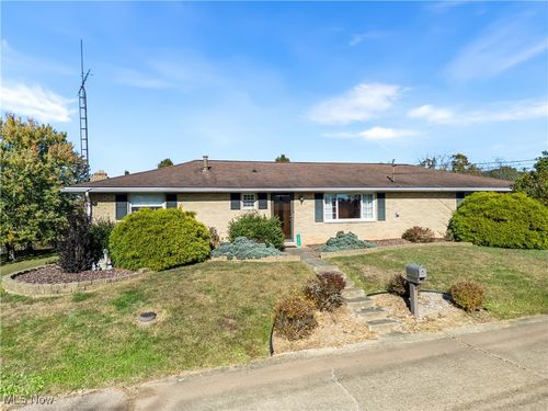 121 E Lubeck Hills Dr, Washington, WV, 26181-6208 | Card Image