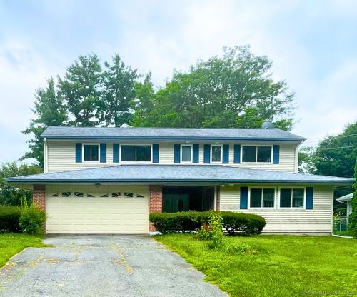 37 W Normandy Dr, West Hartford, CT, 06107-1444 | Card Image
