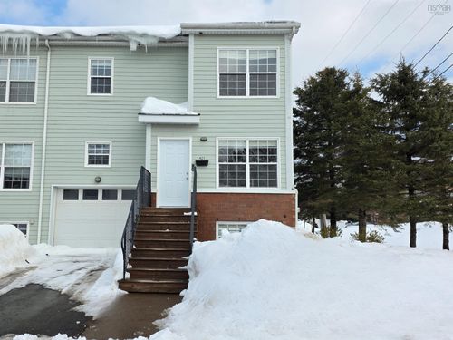 421 Pleasant St, Truro, NS, B2N3T5 | Card Image