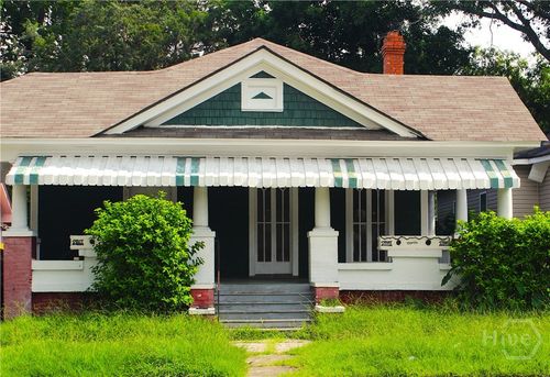 1004 W 41st St, savannah, GA, 31415-8730 | Card Image