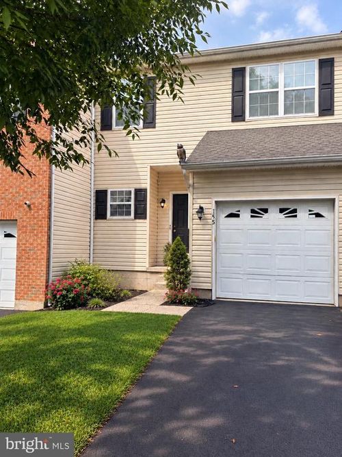 155 Stone Hill Dr, POTTSTOWN, PA, 19464-7513 | Card Image
