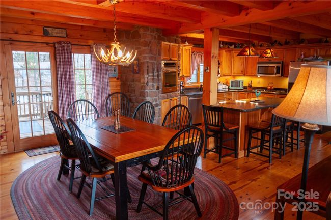 Dining Area | Image 24