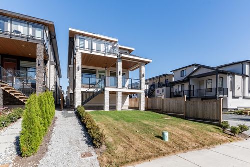 215 Mabel St, New Westminster, BC, V3M0L1 | Card Image