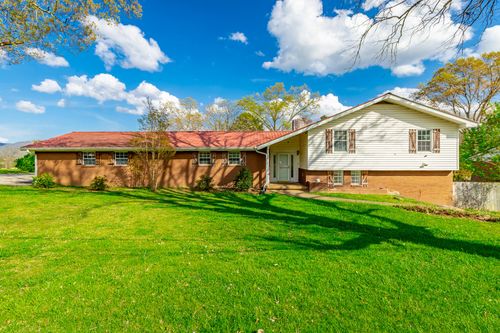 568 Poplar St, Trenton, GA, 30752-2511 | Card Image