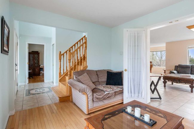 40-33049 Range Road 12, House other with 3 bedrooms, 3 bathrooms and 5 parking in Mountain View County AB | Image 5