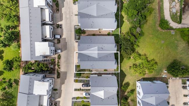 2608 Watkins Way, Condo with 4 bedrooms, 4 bathrooms and 2 parking in Austin TX | Image 39