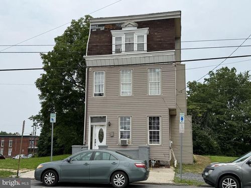 1739 N 6th St, HARRISBURG, PA, 17102-1108 | Card Image