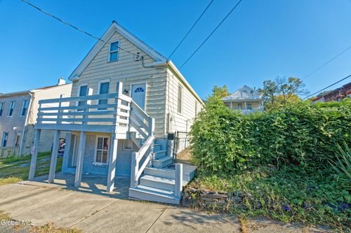 29 Glen St, Rensselaer, NY, 12144-1927 | Card Image