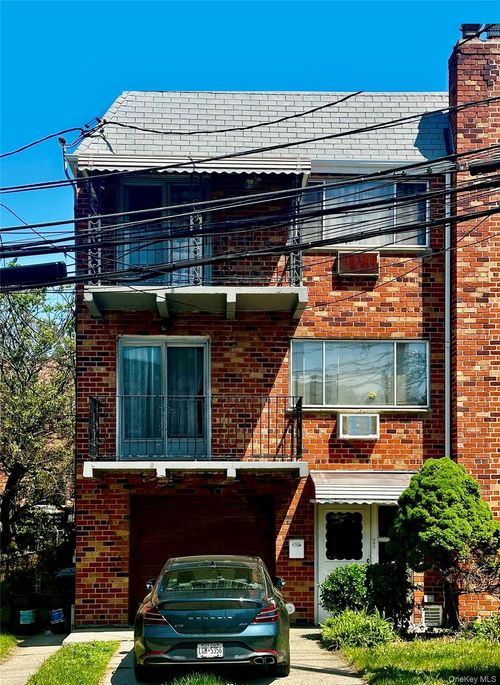 74-09 58th Ave, Middle Village, NY, 11379-5206 | Card Image