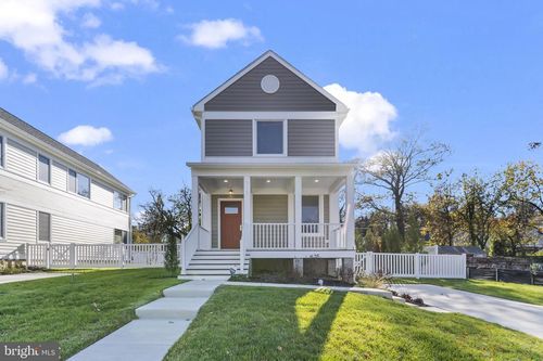 715 60th Pl, FAIRMOUNT HEIGHTS, MD, 20743-1604 | Card Image