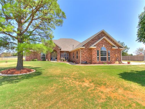 10712 Sundance Dr, Yukon, OK, 73099-9176 | Card Image